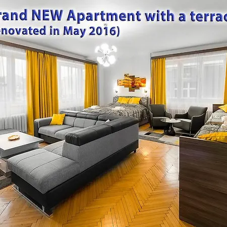 Astra 3 - Large With Terrace